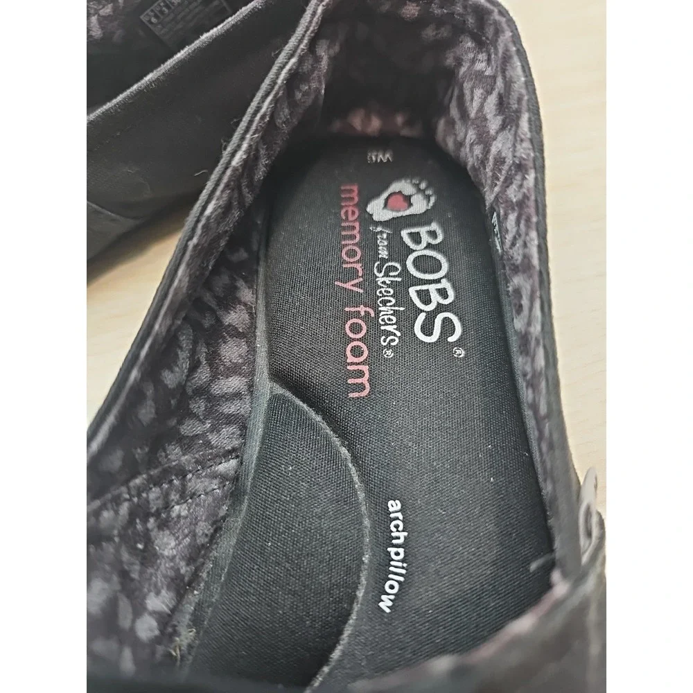 Skechers BOBS‎ Slip On Loafer Flats Black Shoes Womens 6 Plush Peace and Love